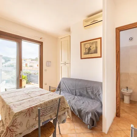 Appartement In With Patio *