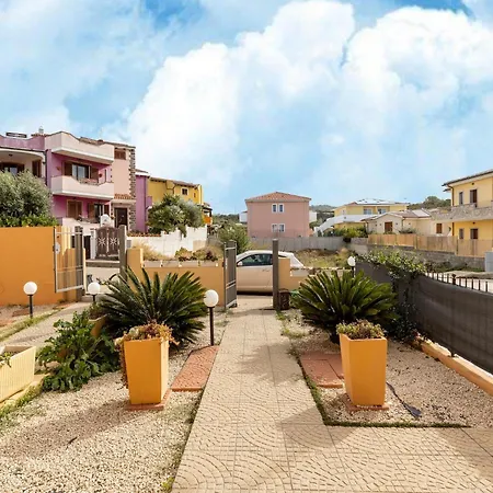 In With Patio * Castelsardo